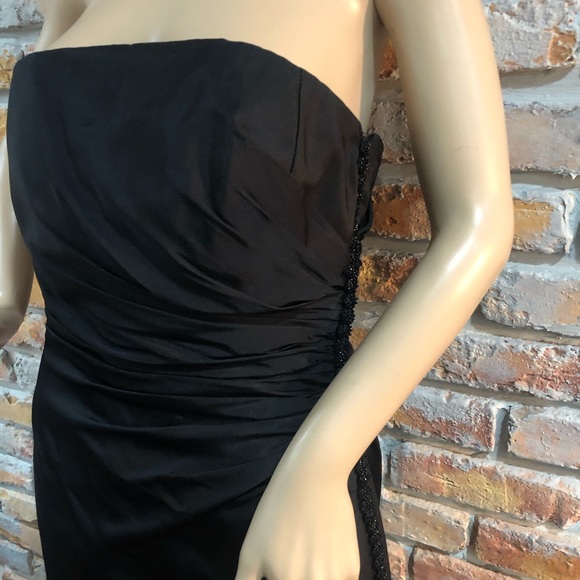 HELEN MORLEY silk evening gown - Picture 15 of 15